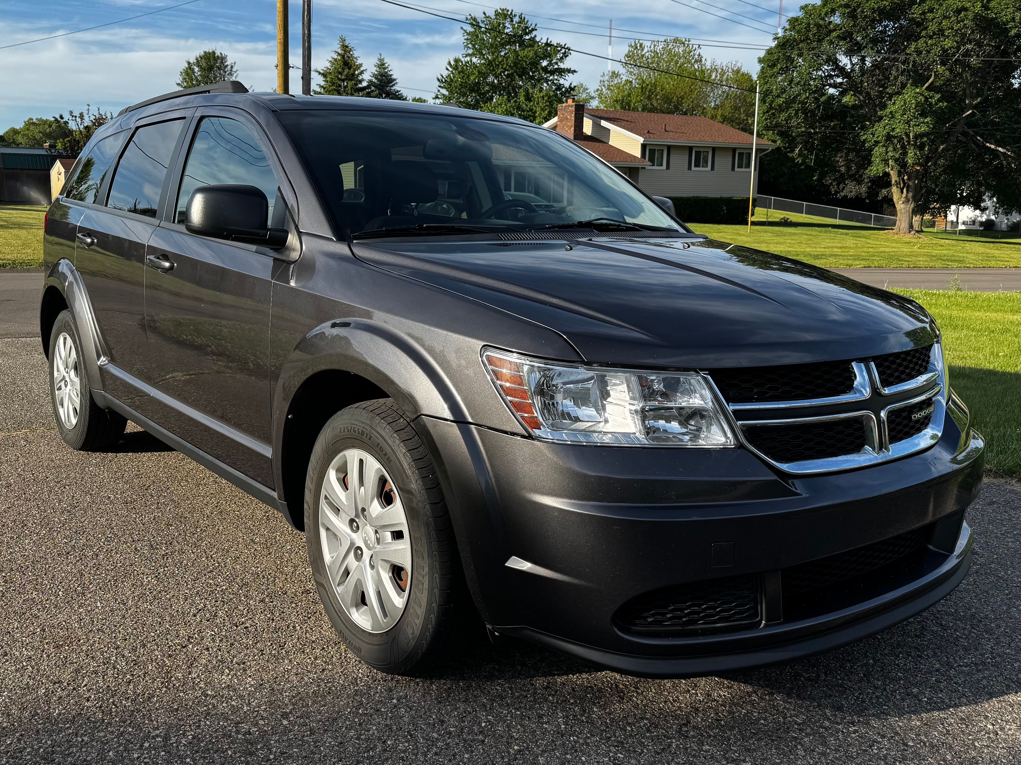 Used 2020 Dodge Journey SE FWD image 6
