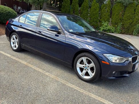 Used 2013 BMW 328i xDrive Sedan AWD/4WD image 8