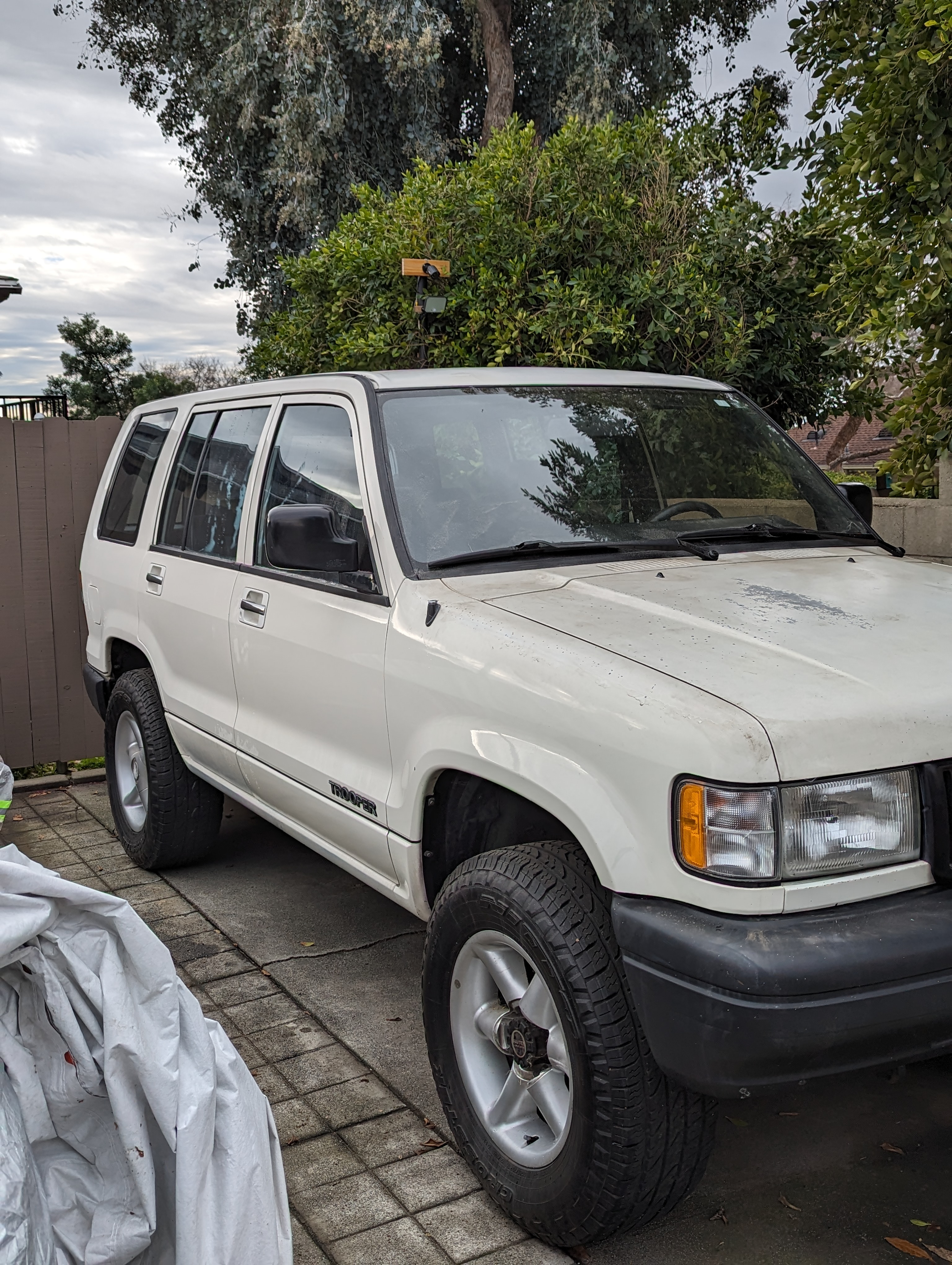 Used 1994 Isuzu Trooper S AWD/4WD image 2