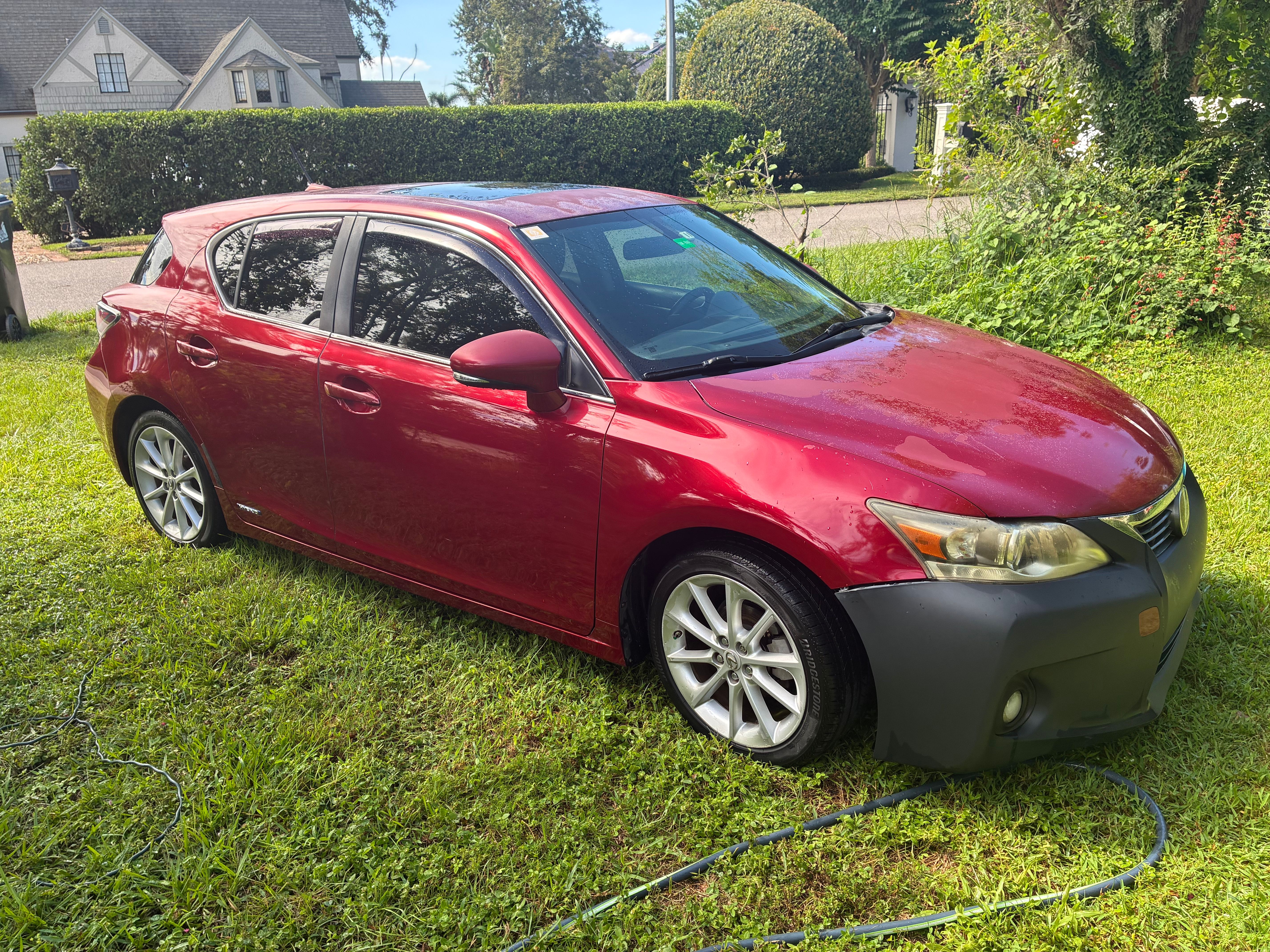 Used 2012 Lexus CT 200h Premium FWD image 1