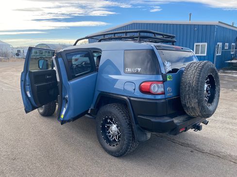 Used 2014 Toyota FJ Cruiser 4WD w/ Trail Teams Ultimate Edition image 4