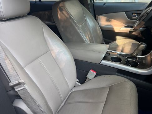 Used 2013 Ford Edge SEL FWD image 20