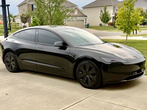 Used 2024 Tesla Model 3 Long Range image 1