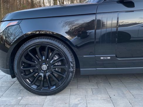 Used 2020 Land Rover Range Rover Long Wheelbase HSE image 11