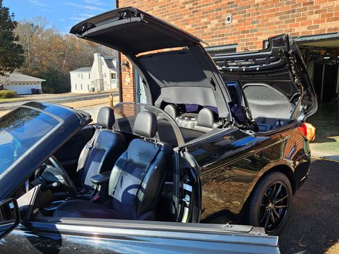 Used 2011 Chrysler 200 S image 9