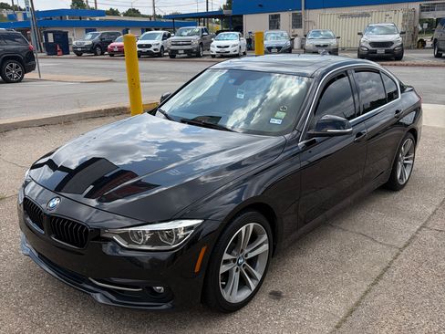 Used 2018 BMW 330i Sedan RWD image 6