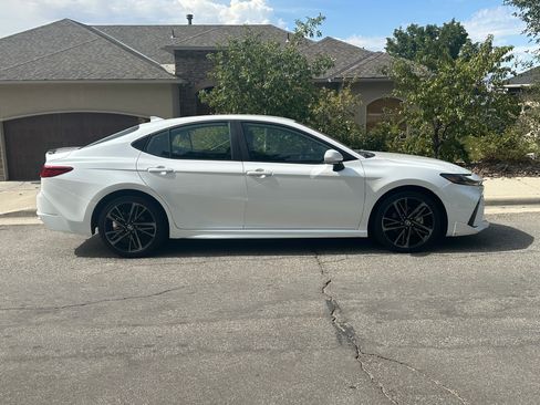 Used 2025 Toyota Camry XSE image 10