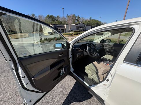 Used 2014 Honda CR-V EX image 9