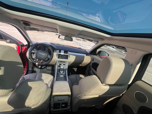 Used 2015 Land Rover Range Rover Evoque Pure Plus image 8