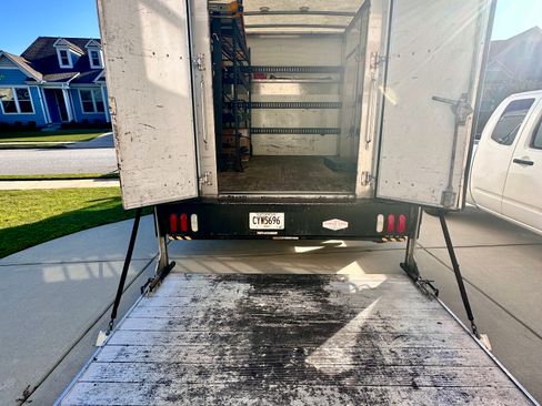 Used 2016 Ford E-350 and Econoline 350 Super Duty w/ Power Windows & Locks Group image 21