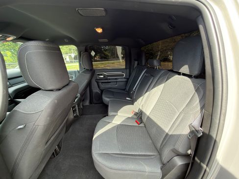 Used 2025 RAM 2500 Big Horn AWD/4WD image 9