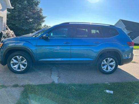 Used 2019 Volkswagen Atlas S image 4