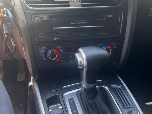 Used 2011 Audi A5 2.0T Premium Plus FWD image 9