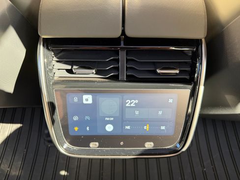 Used 2023 Rivian R1T Adventure image 26