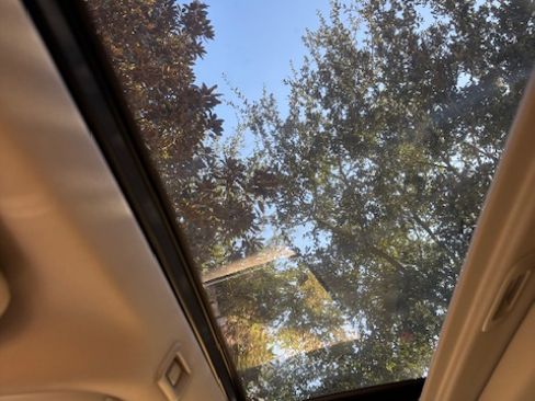 Used 2014 INFINITI QX60 AWD w/ Deluxe Touring Package image 13