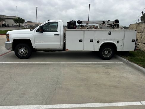 Used 2016 Chevrolet Silverado 3500 W/T w/ WT Convenience Package image 2