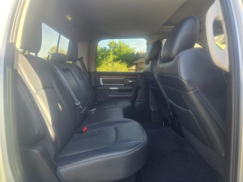 Used 2018 RAM 2500 Laramie w/ Convenience Group image 3