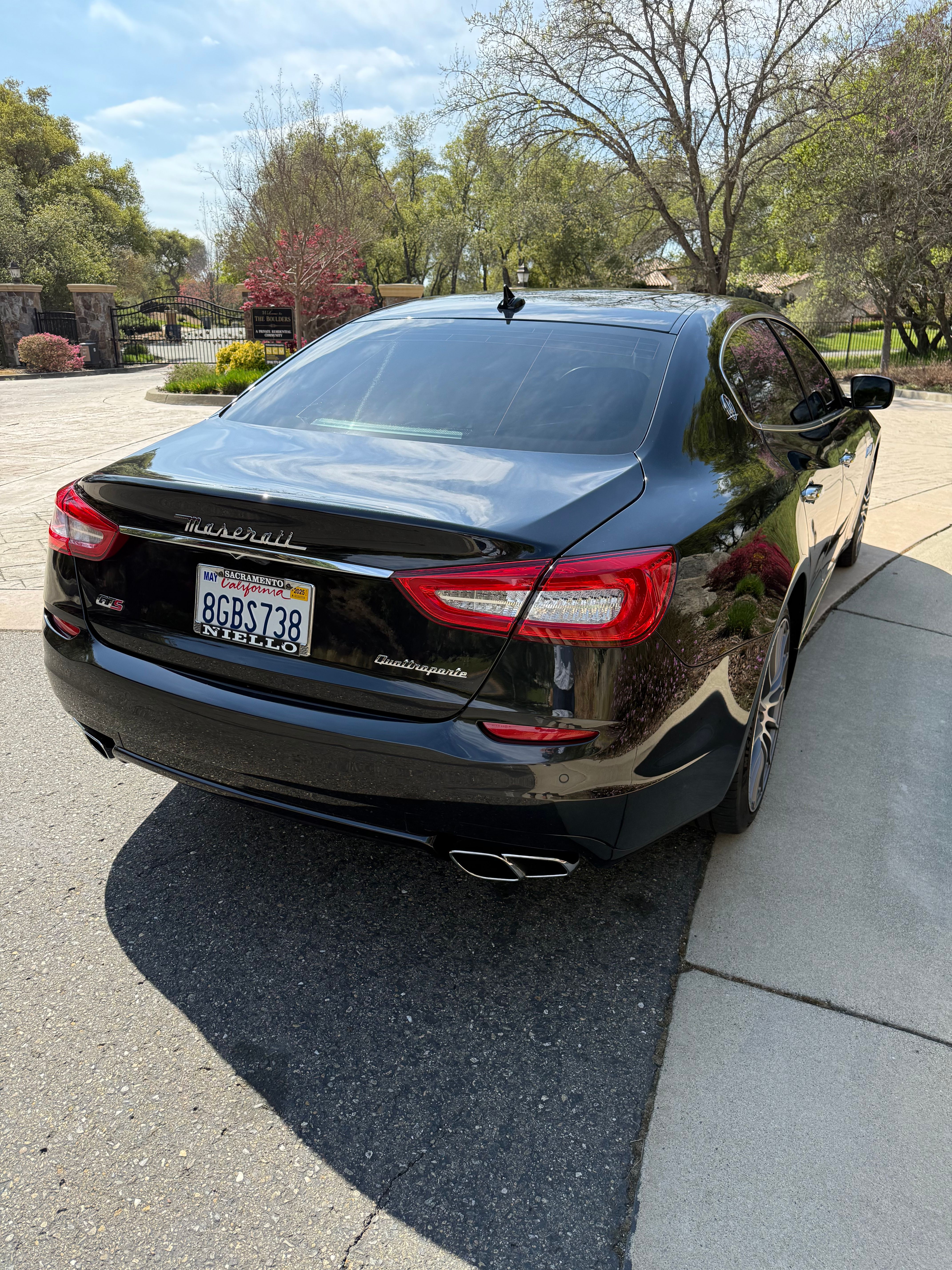 Used 2015 Maserati Quattroporte GTS RWD image 6