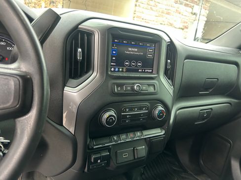 Used 2020 Chevrolet Silverado 3500 W/T w/ WT Convenience Package image 9