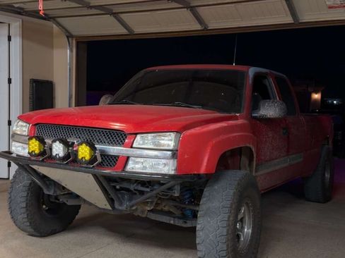 Used 2004 Chevrolet Silverado 1500 LS w/ Light Duty Power Package RWD image 2