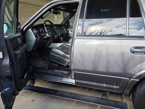 Used 2014 Ford Expedition Limited w/ Equipment Group 301A image 5
