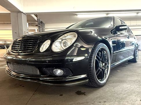 Used 2005 Mercedes-Benz E 55 AMG Sedan image 2