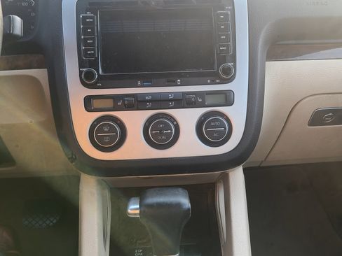 Used 2008 Volkswagen Eos Lux image 9