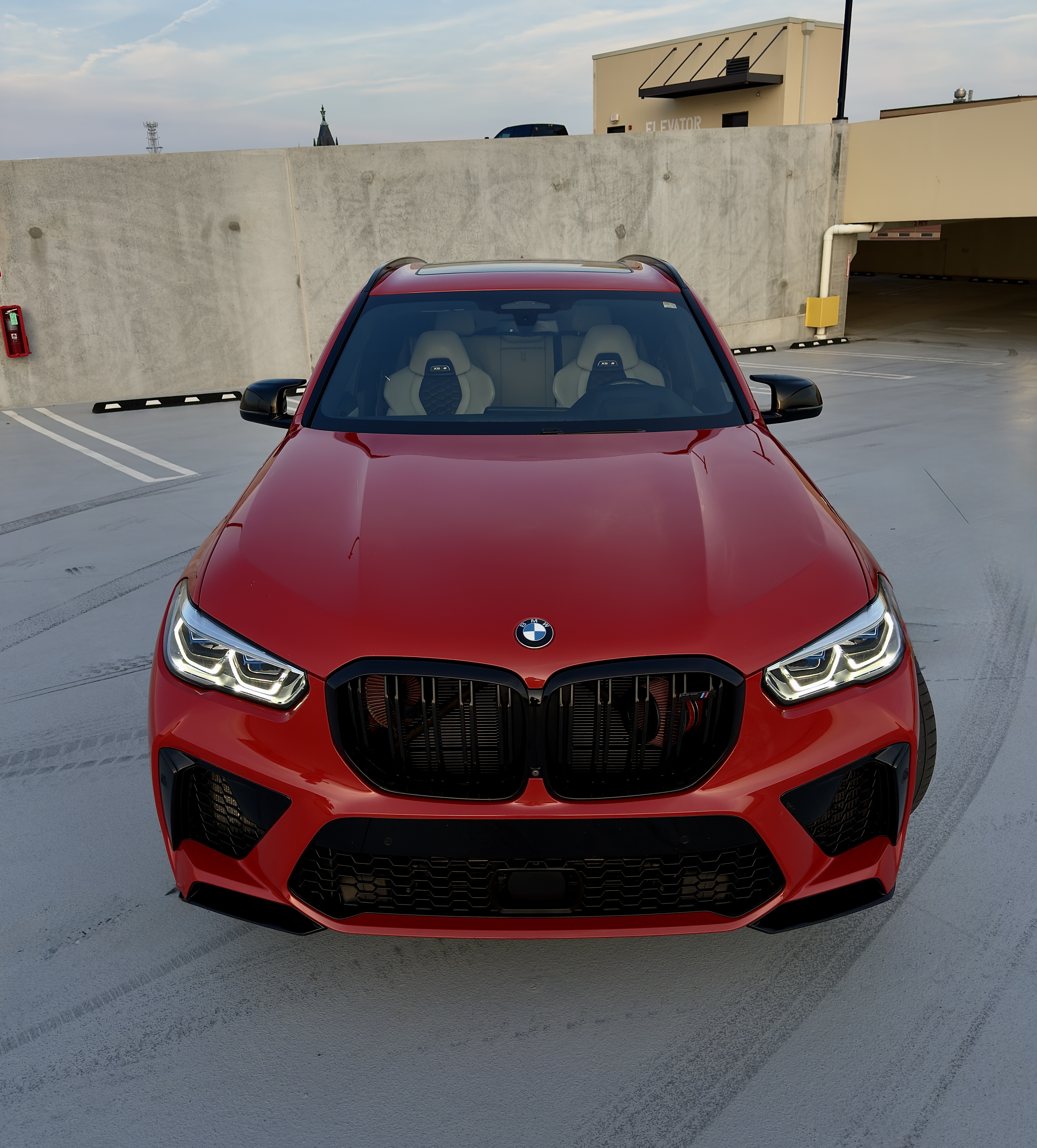 Used 2021 BMW X5 M AWD/4WD image 2
