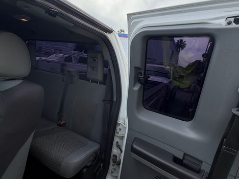 Used 2015 Ford F250 XLT w/ XLT Value Package image 10