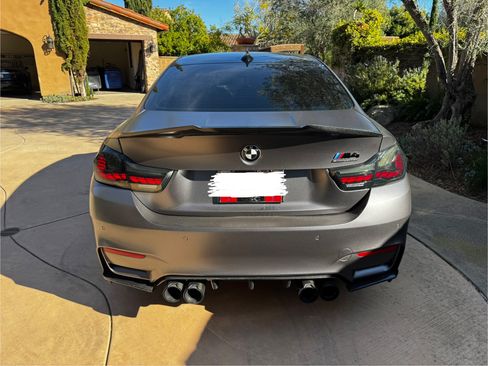 Used 2017 BMW M4 Coupe RWD image 15