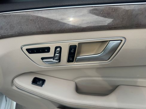 Used 2015 Mercedes-Benz E 350 4MATIC Sedan image 15