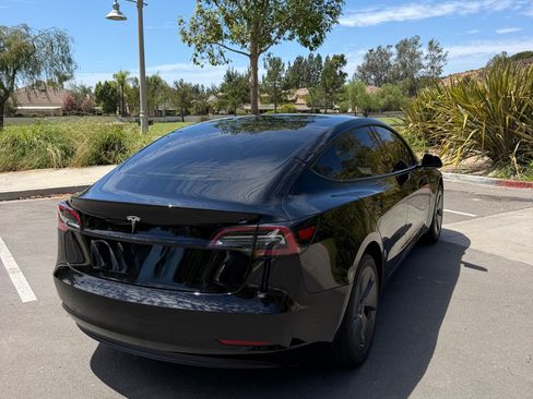 Used 2023 Tesla Model 3 Standard Range RWD image 5