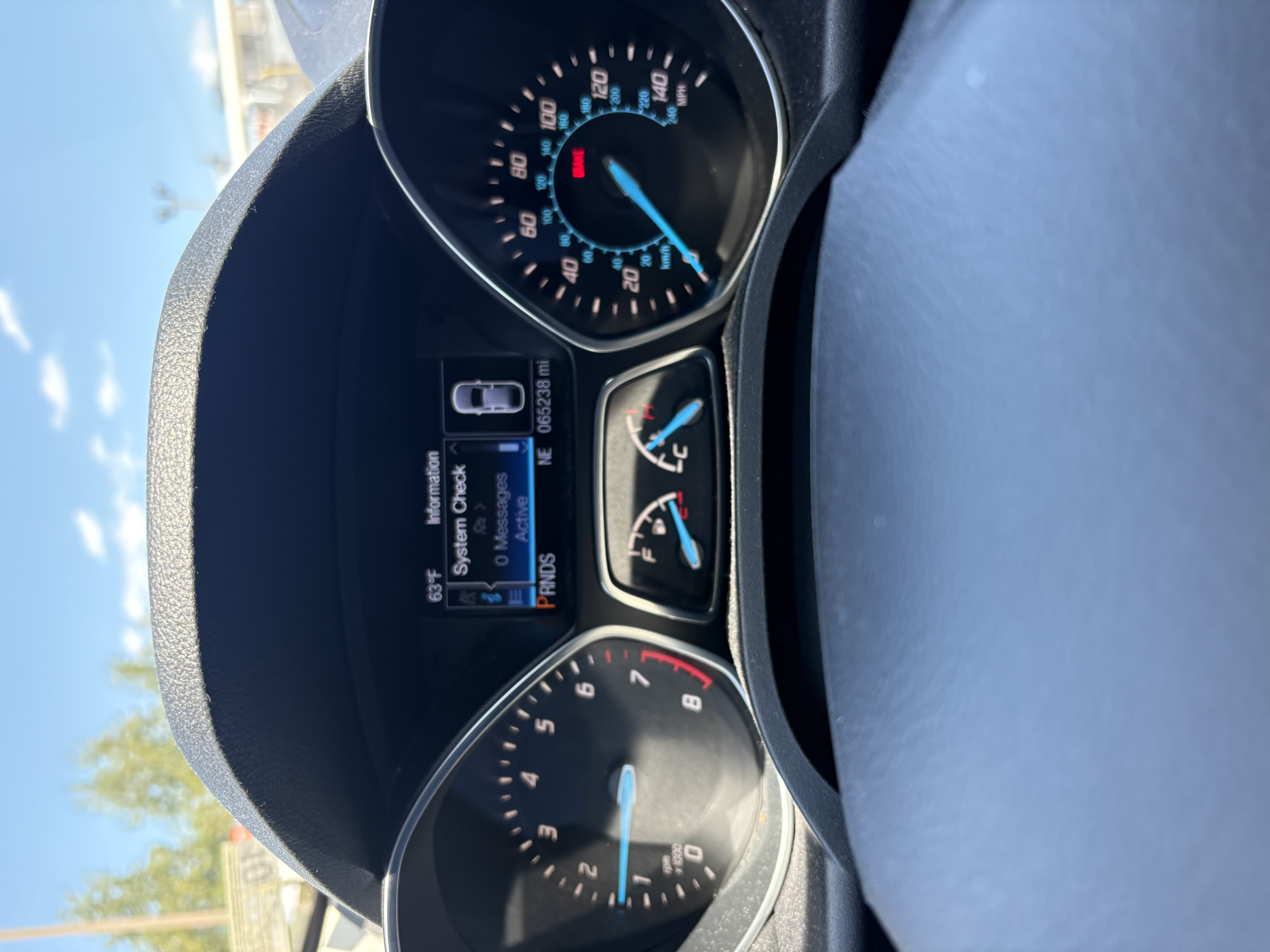 Used 2014 Ford Escape Titanium FWD image 9