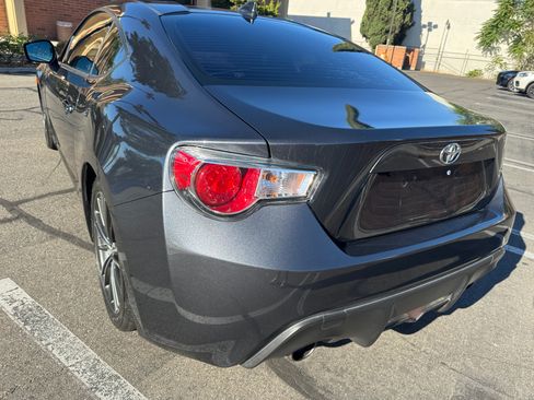 Used 2015 Scion FR-S image 4