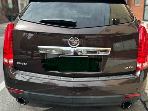 Used 2015 Cadillac SRX Luxury w/ Driver Awareness Package image 1