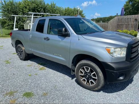 Used 2011 Toyota Tundra 4x4 Double Cab image 3