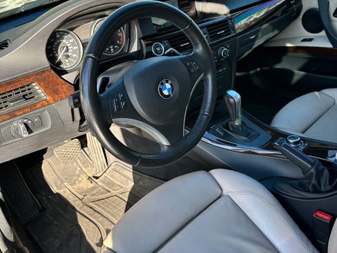 Used 2011 BMW 335i xDrive 335i xDrive Sedan 4D image 12