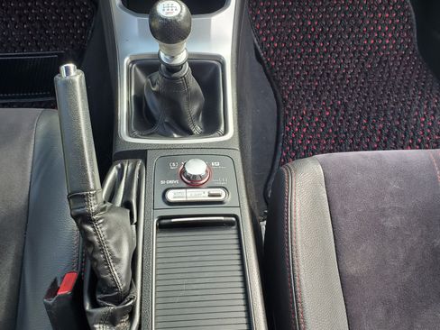 Used 2010 Subaru Impreza WRX STI image 24