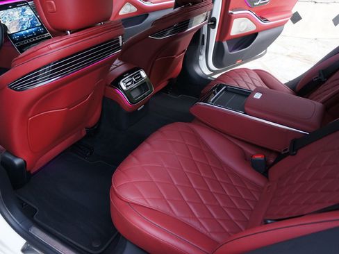 Used 2024 Mercedes-Benz S 580e 4MATIC Sedan image 12