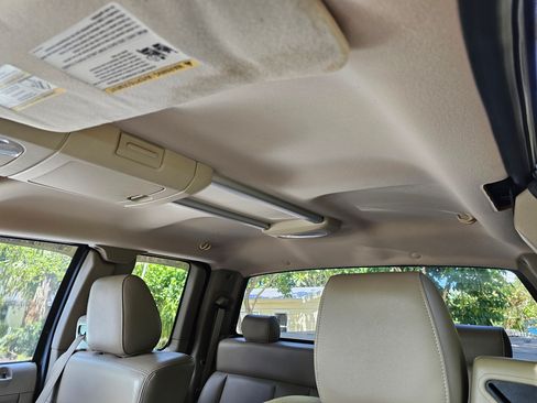 Used 2005 Ford F150 Lariat AWD/4WD image 10
