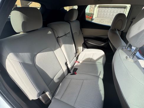 Used 2017 Hyundai Santa Fe Sport image 10