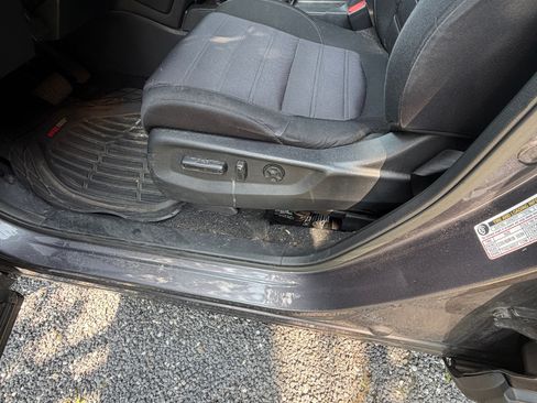 Used 2019 Honda CR-V EX image 14