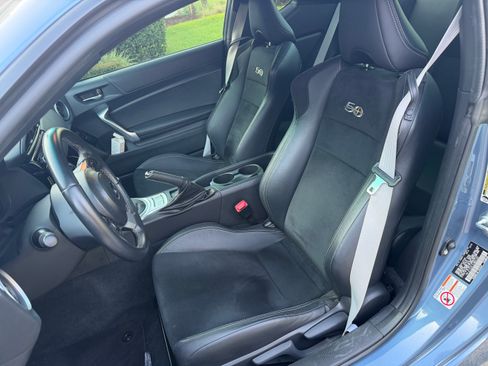 Used 2018 Subaru BRZ Limited w/ 50th Anniversary Edition RWD image 8