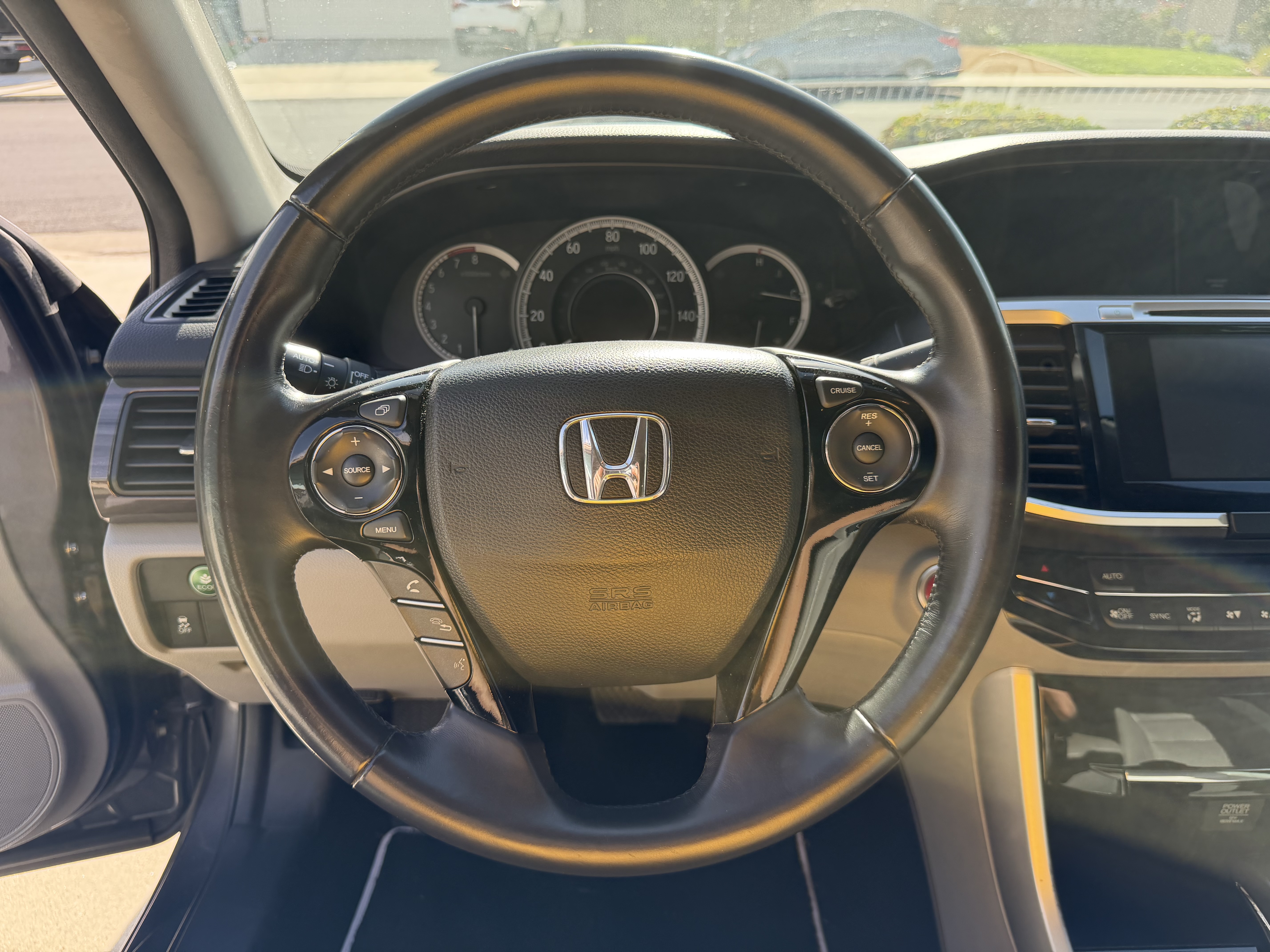 Used 2017 Honda Accord EX-L image 18