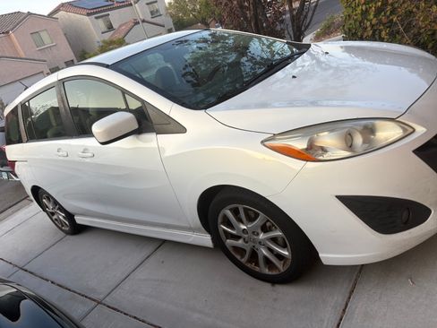 Used 2012 MAZDA MAZDA5 Touring FWD image 1