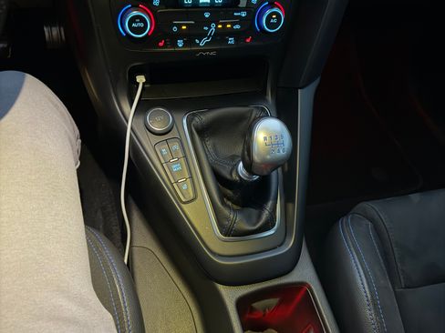 Used 2017 Ford Focus RS image 16