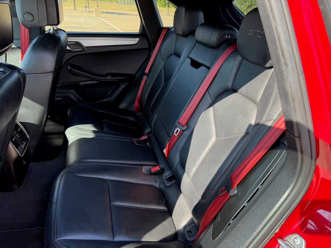 Used 2017 Porsche Macan GTS AWD/4WD image 26
