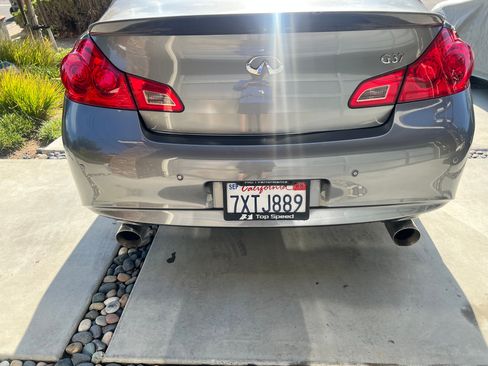 Used 2010 INFINITI G37 Journey w/ Premium Pkg RWD image 1