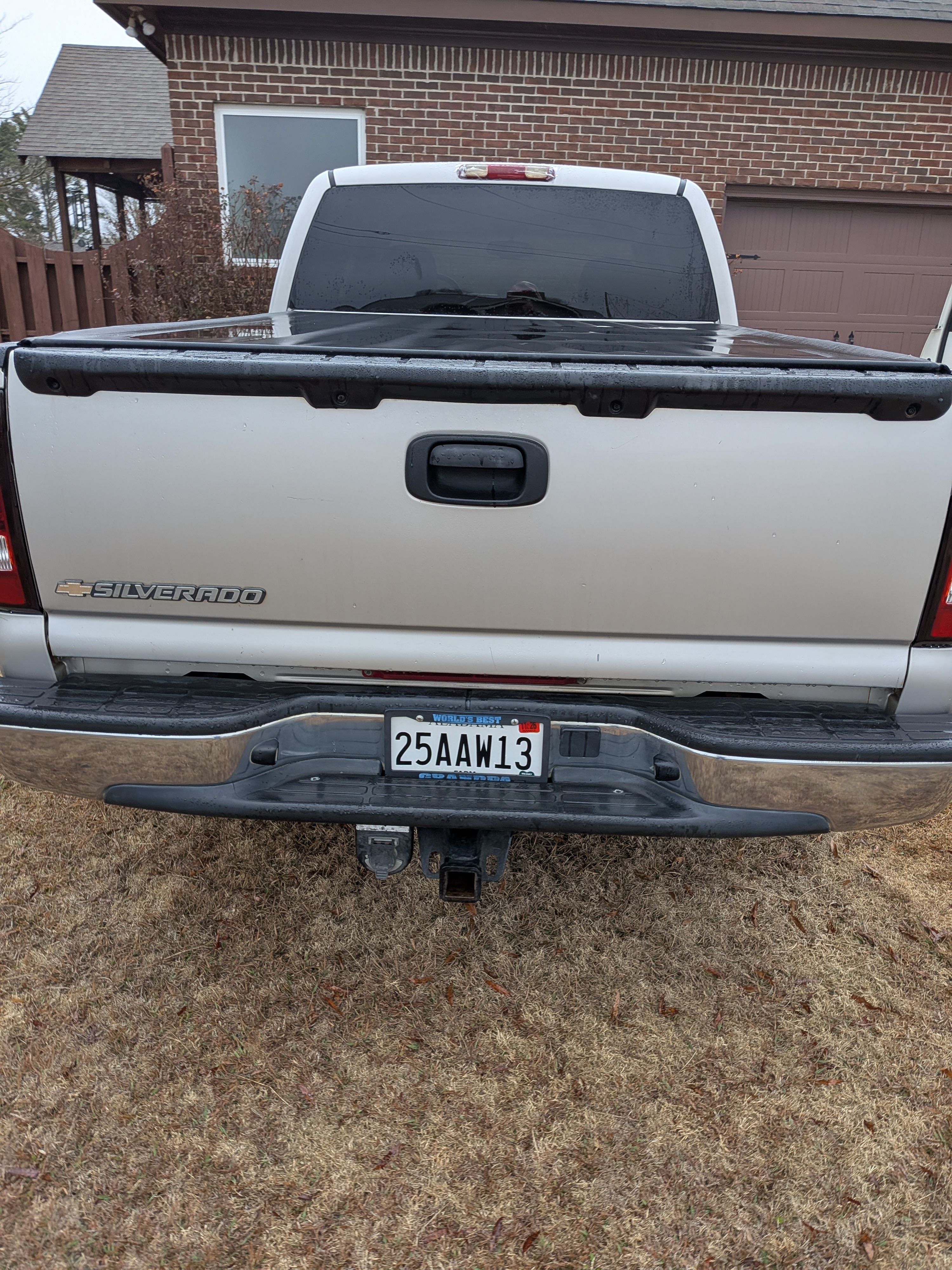 Used 2004 Chevrolet Silverado 1500 LT w/ Safe and Sound Package AWD/4WD image 9