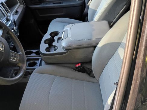 Used 2017 RAM 2500 Tradesman w/ Chrome Appearance Group image 10